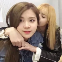 Tác giả thích hòa bình