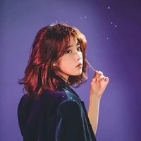 Iu (chị lisa)