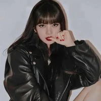 Lalisa Mannoban ( cô)