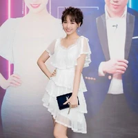 hari(mẹ anh)