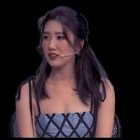 Thúy ngân(bff ngọc)