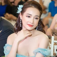 Nhã Phương( Mẹ Huy )