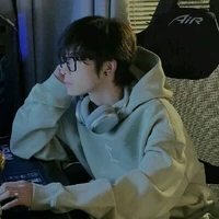 _X.Nu_thanhnienbuda