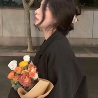 Triệu Lê Kim Hân ( bff của Ngọc )