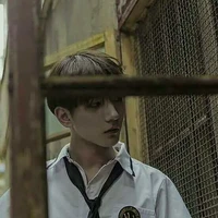 Vương Tử Thu ( Em trai nu9 )