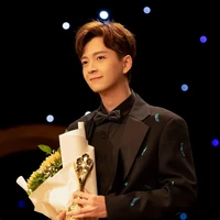 Ngô Kiến Thành(em song sinh của huy)