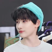 Dư Vũ Hàm (anh)