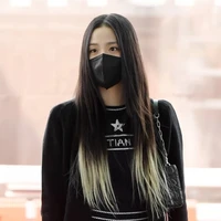 Kim Jisoo ( Y)