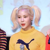 Jooe(thích Jimin)