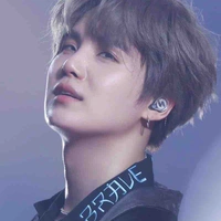 Min Yoongi ( Suga )