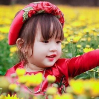 Lãnh huỳnh Bảo Ngọc- em họ nữ 9