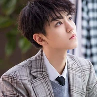 Vương Hàn Tuấn Khải _ kaiWang_ na9