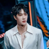 Vương Nhất Bác(cậu)