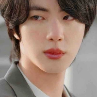 Kim SeokJin(bà Park)