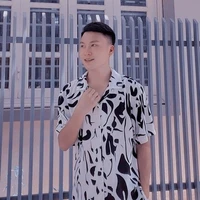 Hiếu(bạn Dương,Tuấn)