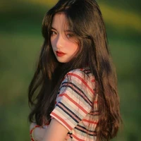 Nguyễn Thị Hương  (BFF nữ9)