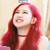 PARK CHAEYOUNG(ROSÉ)