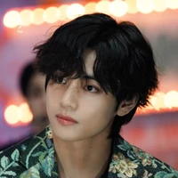 KIM TAEHYUNG(V)