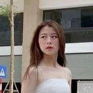 Thảo Vân ( em họ Nhung Thảo)