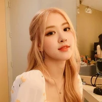 Park Rosé(cô)