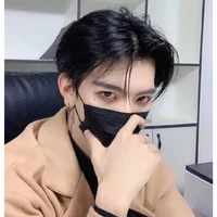 Hàn Tuấn Kiệt - bố nuôi nu9