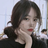 Vưu Lộ Linh _ 18 tuổi