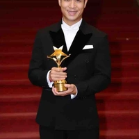 Vinh(anh trai Ngọc)