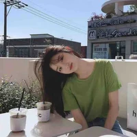 Lục Y Y