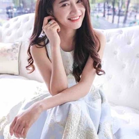 Nhã Phương(mẹ Rik)