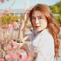 con quan bạn Nhung Thảo