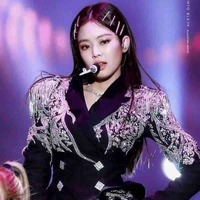 Kim Jennie ( Ny Jisoo)