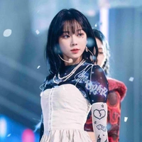 Kim Winter ( Em gái SeokJin )