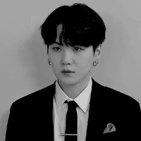 Min Yoongi (Suga)