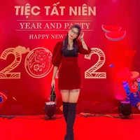 Yến ( mẹ Tuấn)