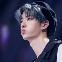 Vương Nhất Bác {NB}