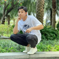 Jun(bạn thân Khoa)