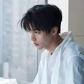 Vương Tuấn Khải