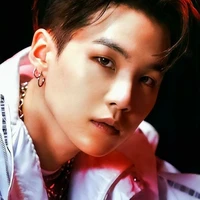 Min Yoongi-Anh