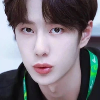 vương nhất bác
