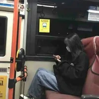 Ny(bạn thân của nữ 9)