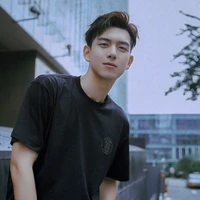 Hàn Thương Ngôn _ Gun