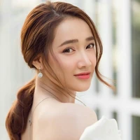 Nhã Phương (Phương phu nhân,mẹ Huy)