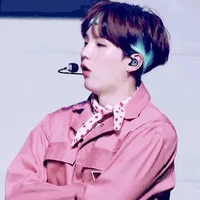 tác giả siêu cute của các cô đây