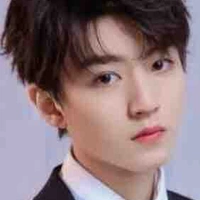 Vương Tuấn Khải