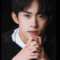 Dịnh Dương Thiên Tỉ