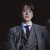 (Kim)Jung Ho-seok(J-Hope)