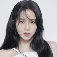 Jisoo (em của La Tổng)