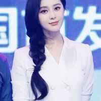 Bà nữ 9