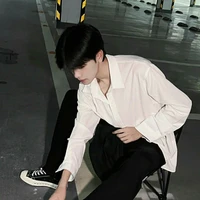 Hoàng Sư Tử • ℓεσ