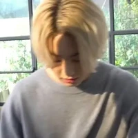 Park Jungkook - Chị Y
